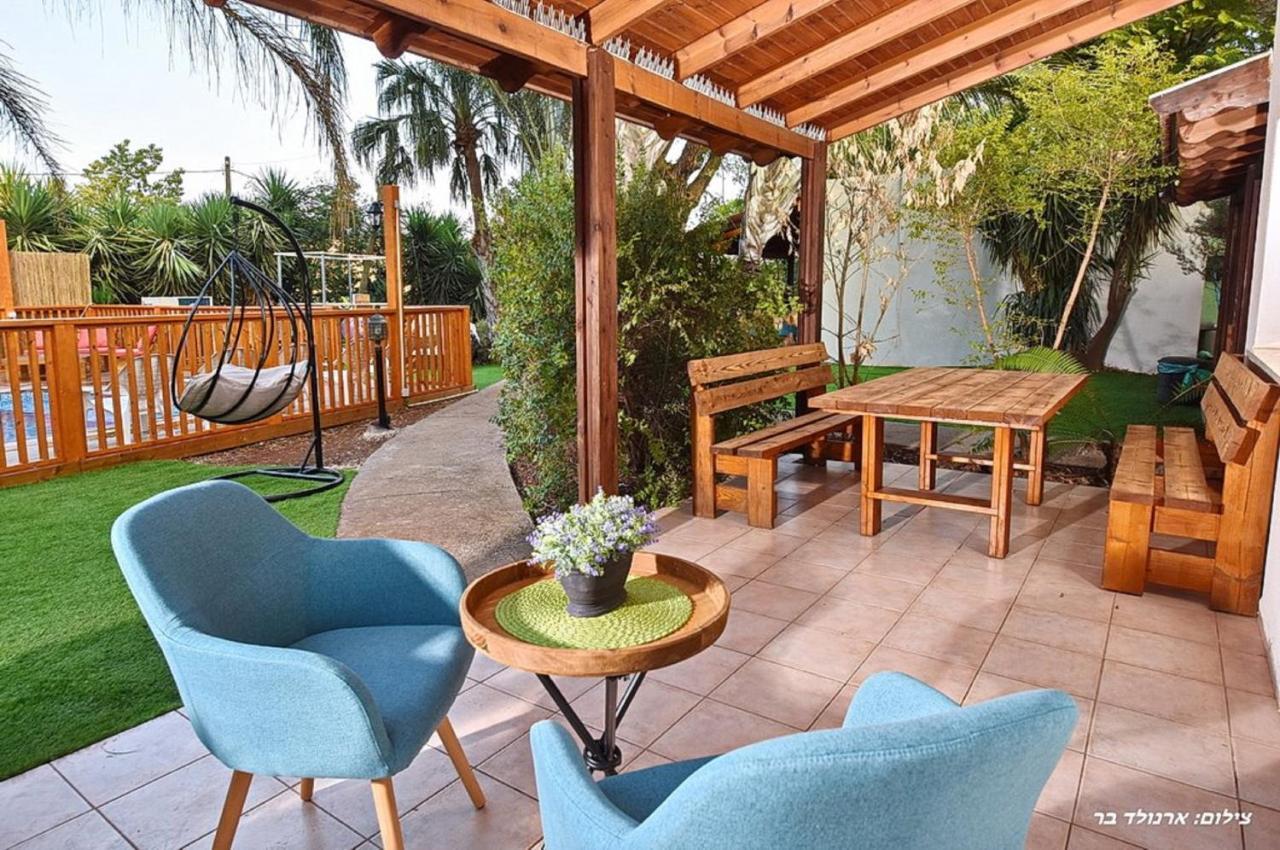Вилла Hawaii Mansion Рош-Пинна Экстерьер фото